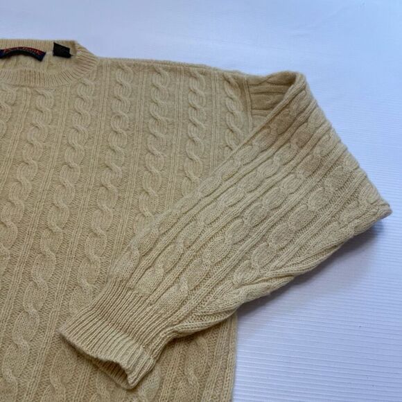 Jos A Bank Sportswear VTG Yellow Beige Shetland Wool Cableknit Sweater Sz Medium - Picture 3 of 7